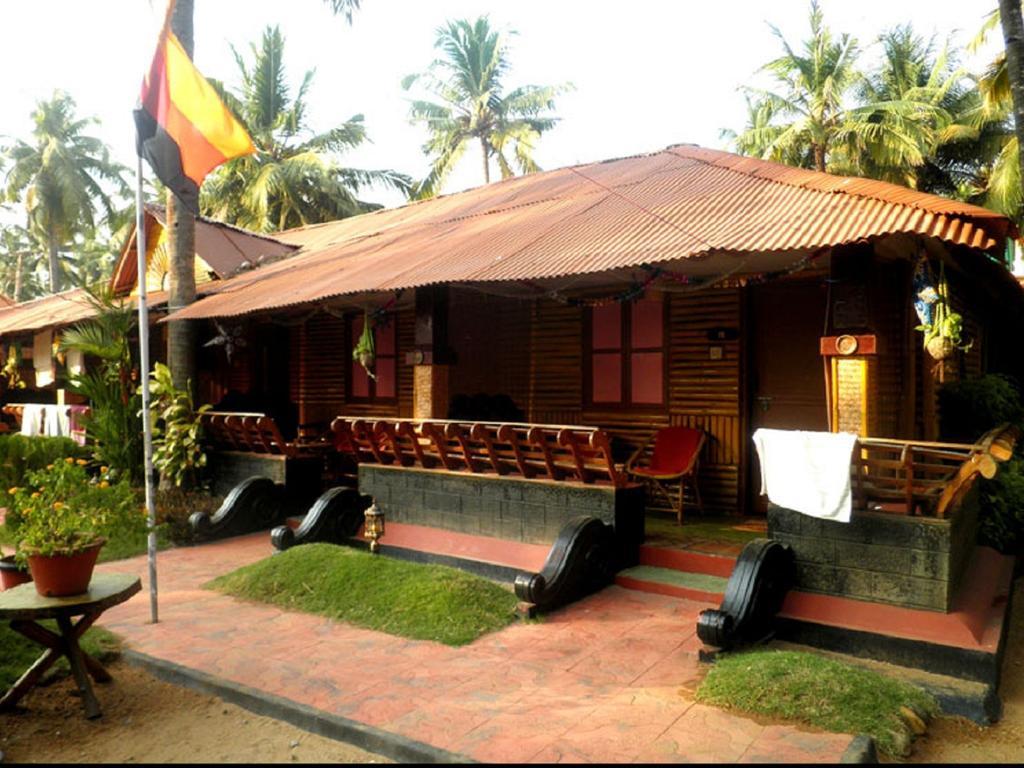 Hotel Kerala Bamboo House Varkala Exterior foto