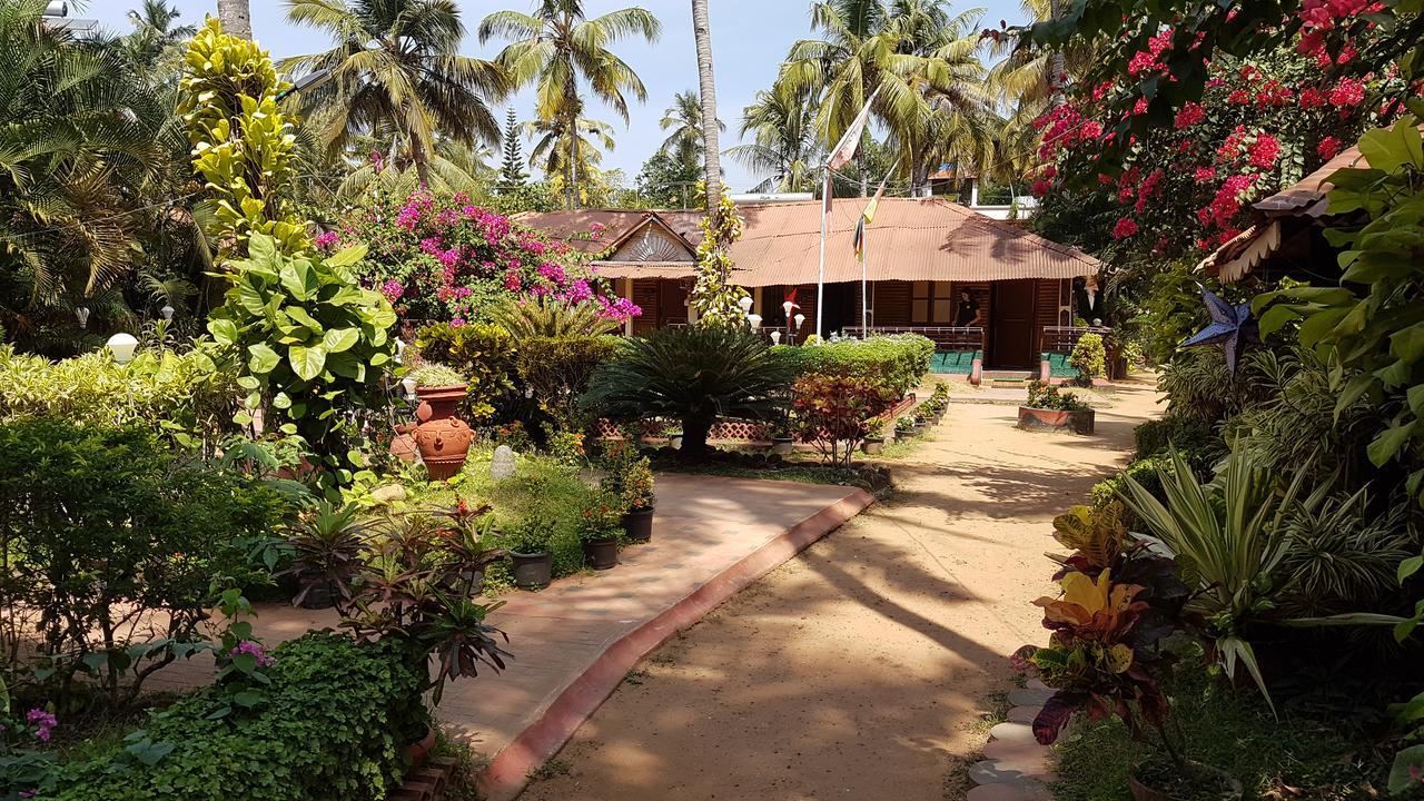 Hotel Kerala Bamboo House Varkala Exterior foto