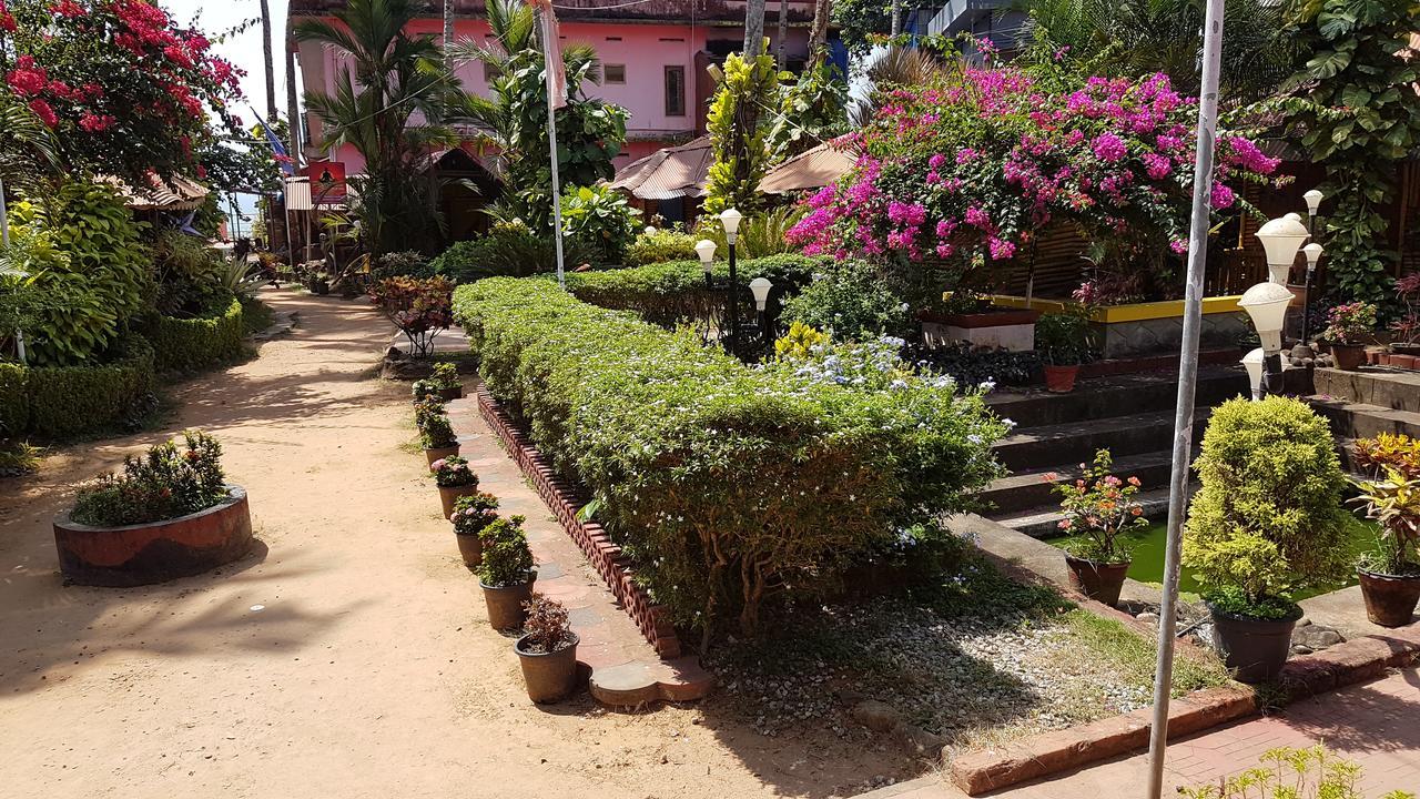 Hotel Kerala Bamboo House Varkala Exterior foto